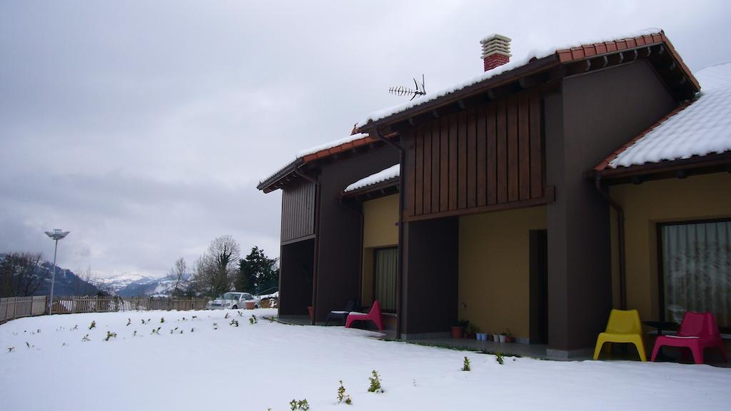 Apartamentos La Senda San Juan de Parres Extérieur photo