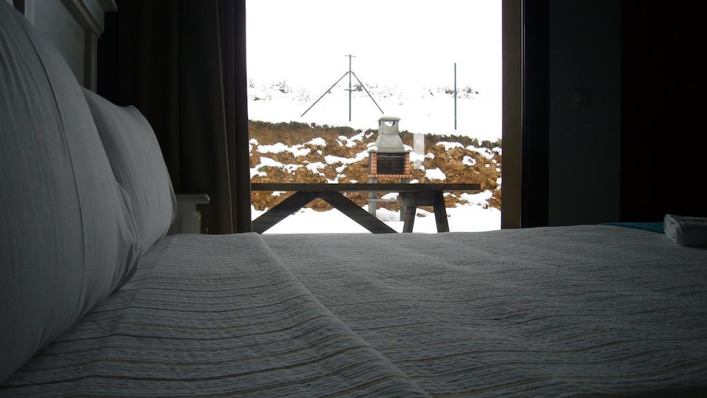 Apartamentos La Senda San Juan de Parres Extérieur photo