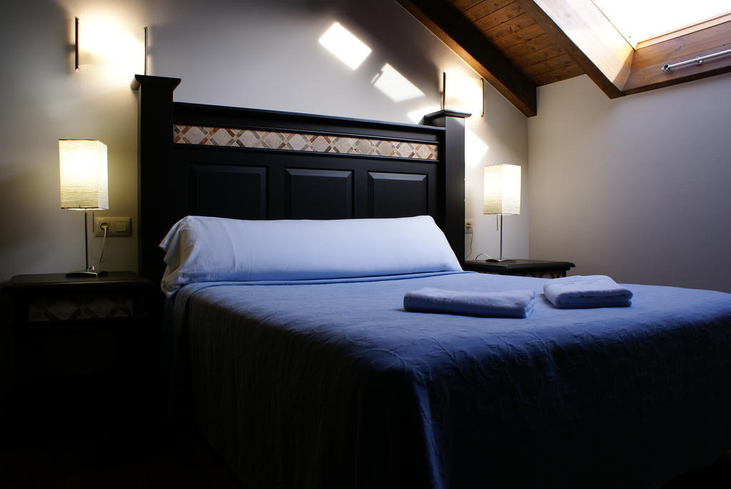 Apartamentos La Senda San Juan de Parres Extérieur photo