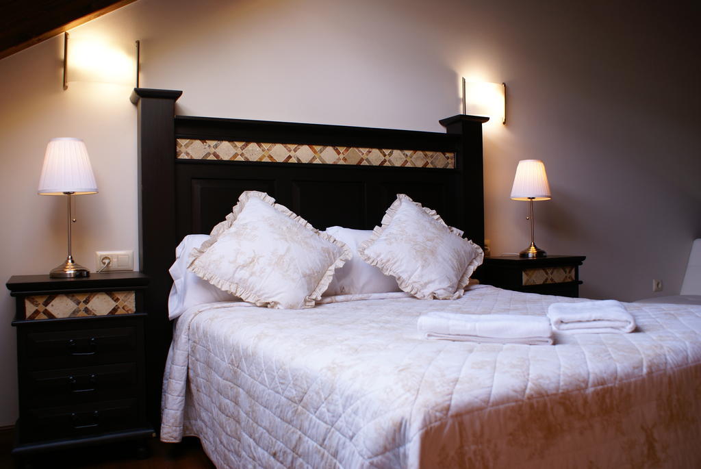 Apartamentos La Senda San Juan de Parres Chambre photo