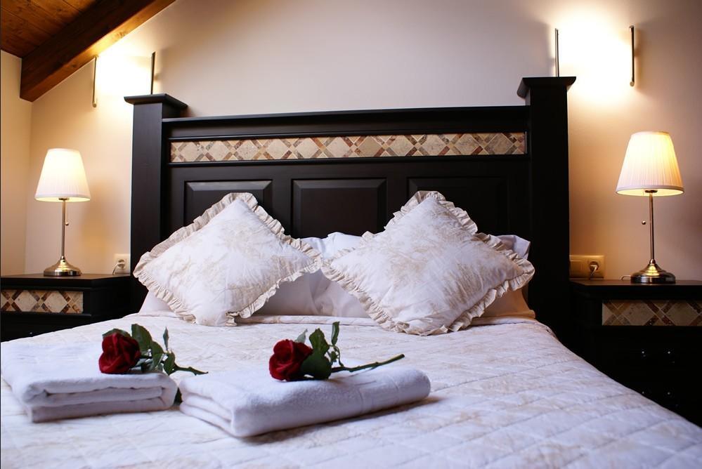 Apartamentos La Senda San Juan de Parres Extérieur photo