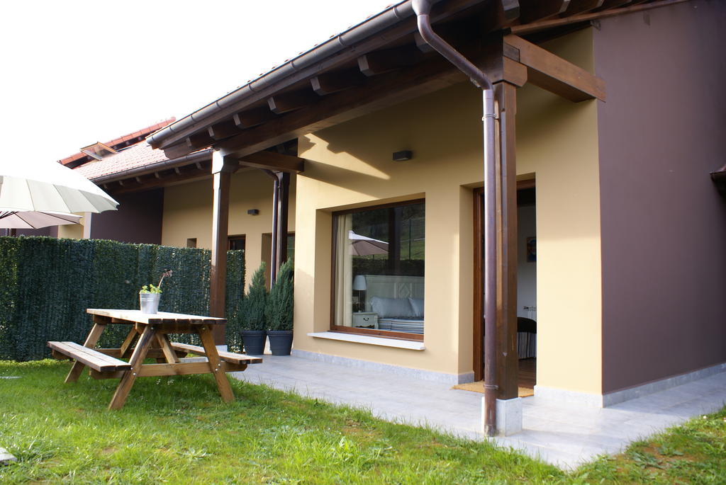 Apartamentos La Senda San Juan de Parres Chambre photo