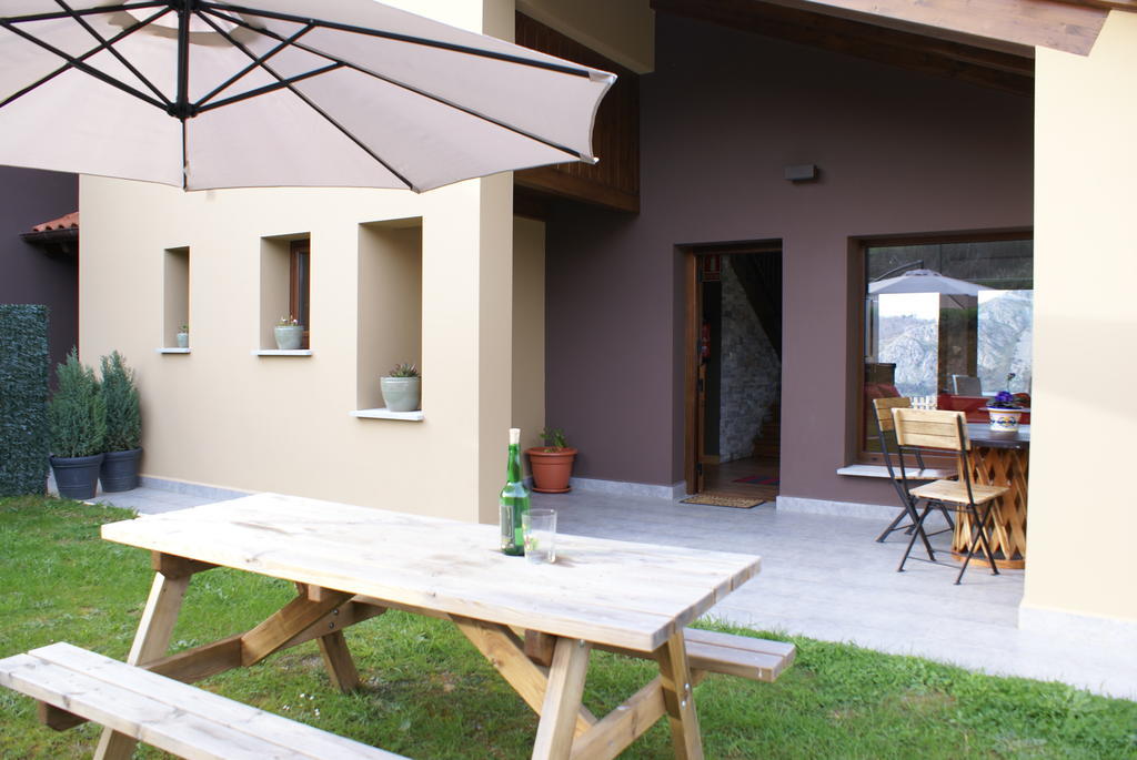 Apartamentos La Senda San Juan de Parres Chambre photo