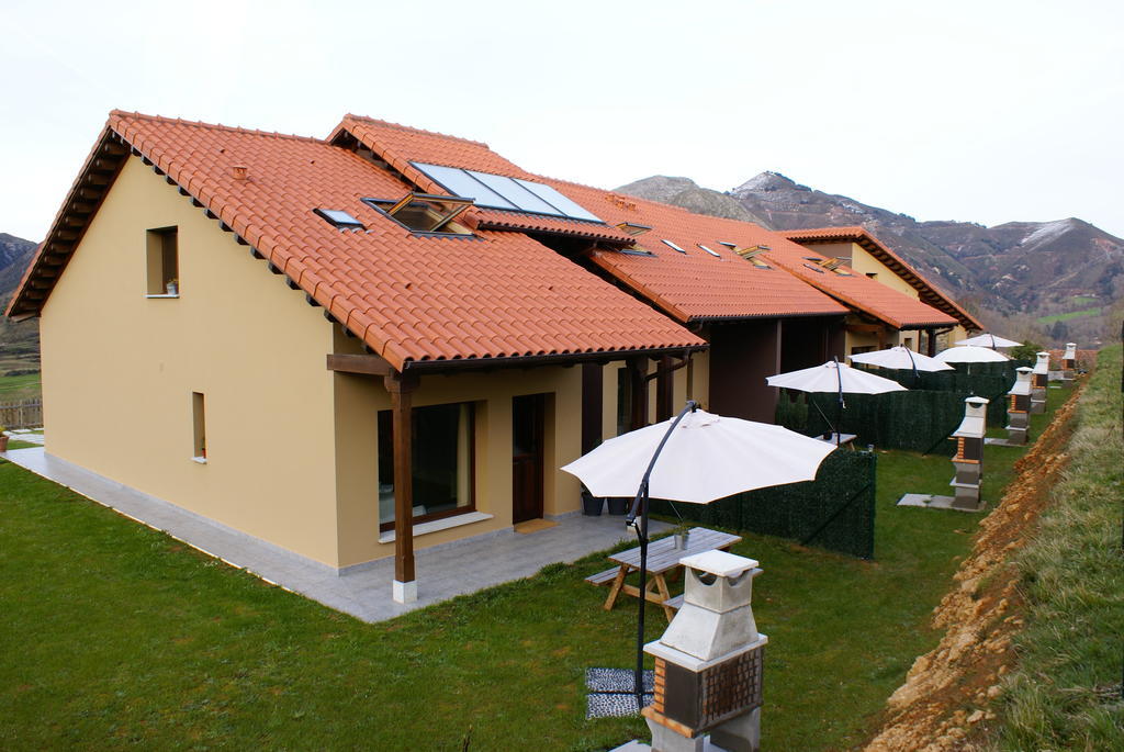 Apartamentos La Senda San Juan de Parres Chambre photo