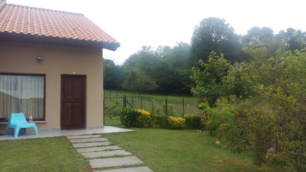 Apartamentos La Senda San Juan de Parres Extérieur photo